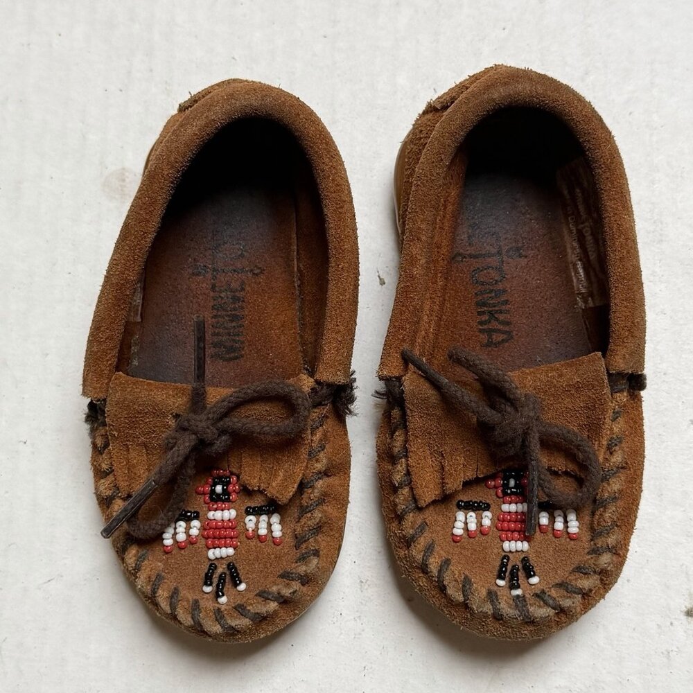 Minnetonka Shoes Moccasins Kids 7 Brown Suede Thunderbirds Rubber Sole‎ Boho